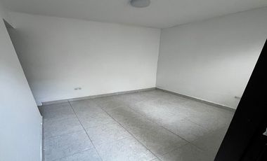 casa en arriendo/venta en la floresta. Cod V978