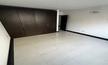 casa en arriendo/venta en la floresta. Cod V978