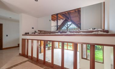 casa en arriendo/venta en provenza. Cod A14810