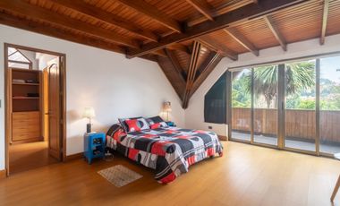 casa en arriendo/venta en provenza. Cod A14810