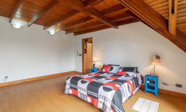 casa en arriendo/venta en provenza. Cod A14810