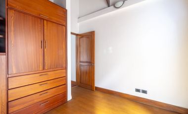 casa en arriendo/venta en provenza. Cod A14810