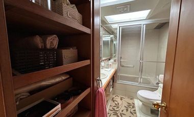 casa en arriendo/venta en provenza. Cod A11669
