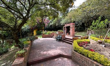 casa en arriendo/venta en provenza. Cod A11669