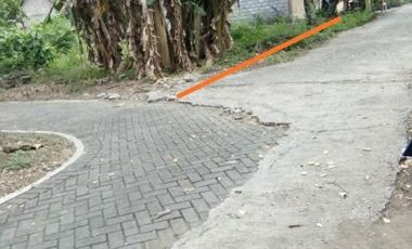 RUMAH DIJUAL BERBAH, HANYA 300 JUTAAN