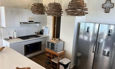 LUJOSO APARTAMENTO EN PLAYA ESCONDIDA - 6300DA