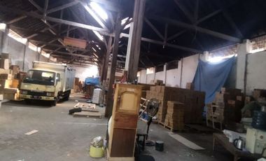 Gudang Siap Pakai Kalimas Barat Lokasi Strategis