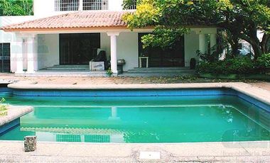 VENDO HERMOSA CASA EN SAMBORONDON PRIMEROS KMS