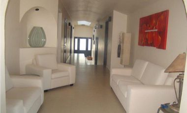 CASA EN VENTA CON VISTA AL LAGO 