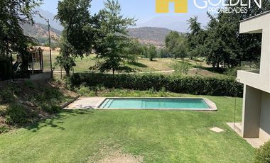 Casa en arriendo en Lo Barnechea/ Valle Escondido