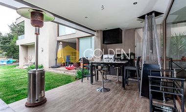 Casa en arriendo en Lo Barnechea/ Valle Escondido