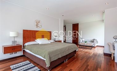 Casa en arriendo en Lo Barnechea/ Valle Escondido