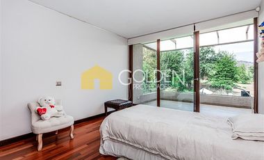 Casa en arriendo en Lo Barnechea/ Valle Escondido