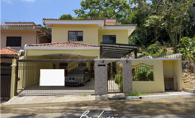 SE ALQUILA CASA TOTALMENTE INDEPENDIENTE EN ANCÓN (5)