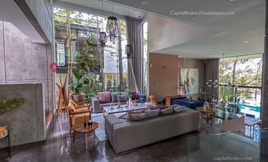 CASA DE LUJO EN EL CIELO COUNTRY CLUB Sur