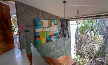 CASA DE LUJO EN EL CIELO COUNTRY CLUB Sur