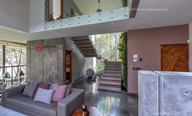 CASA DE LUJO EN EL CIELO COUNTRY CLUB Sur