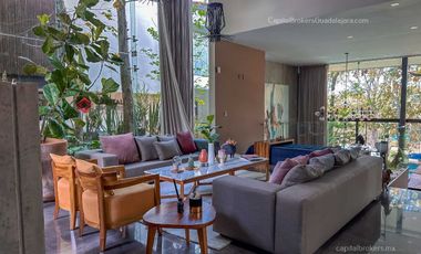 CASA DE LUJO EN EL CIELO COUNTRY CLUB Sur