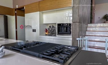 CASA DE LUJO EN EL CIELO COUNTRY CLUB Sur