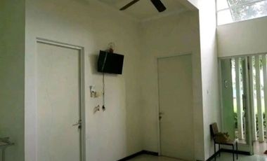 Rumah dijual La Diva Menganti Gresik