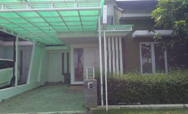 Rumah dijual La Diva Menganti Gresik