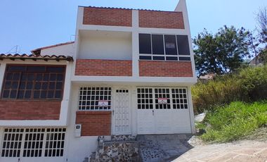 casa en arriendo en miradores del conde. Cod A35081