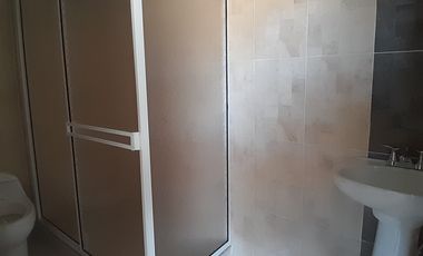 casa en arriendo en miradores del conde. Cod A35081