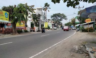 Tanah Pekarangan di Jl Dr. Wahidin Sudiro husodo Solo