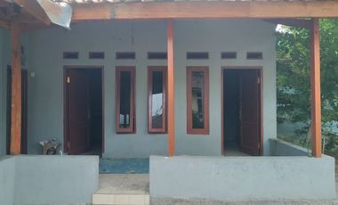 Rumah mainroad Garut kota 3 bangunan 633m cocok.utk usaha
