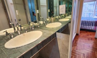 Departamento con cochera en VENTA