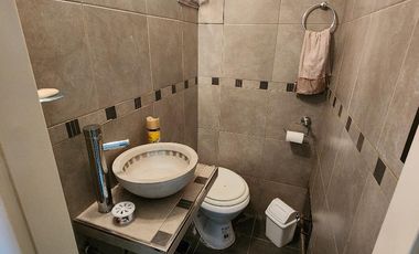 Departamento con cochera en VENTA