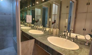 Departamento con cochera en VENTA