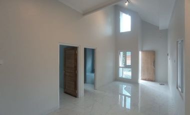 DIJUAL RUMAH TOWNHOUSE MEWAH DI JOGJA DEKAT MALL AMPLAZ