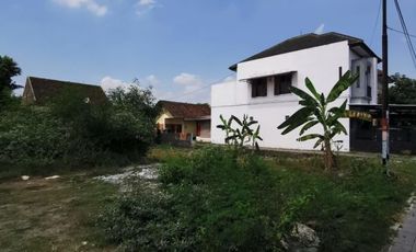 Minimalis modern siap bangun di tengah kota Jogja