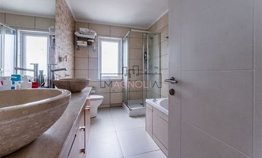 Oportunidad!! Casa en venta 5D/5B en Colina