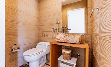 Oportunidad!! Casa en venta 5D/5B en Colina