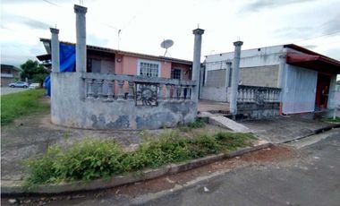 Se Vende Amplia casa de esquina en Tocumen Buena Vista