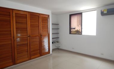 apartamento en arriendo/venta en manga. Cod A92348