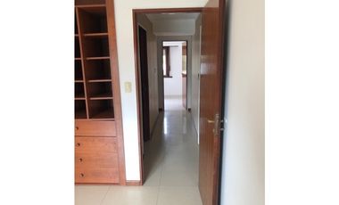 Casa con piscina y amplio quincho barrio Constitución