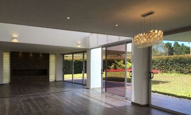 Casa Dúplex en Arriendo Envigado Sector Quintas del Palmar