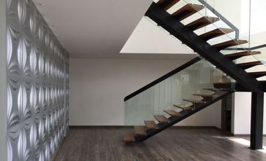 Casa Dúplex en Arriendo Envigado Sector Quintas del Palmar