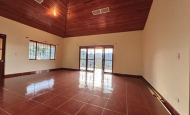 apartamento en arriendo en centro sector la gloria. Cod A9763517