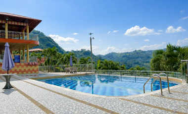 apartamento en arriendo en centro sector la gloria. Cod A9763517