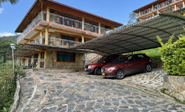 apartamento en arriendo en centro sector la gloria. Cod A9763517