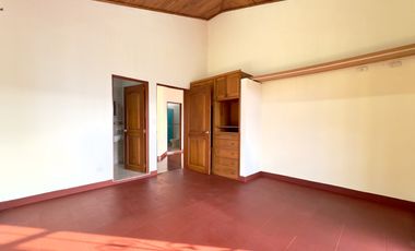 apartamento en arriendo en centro sector la gloria. Cod A9763517