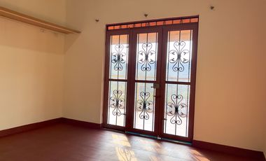 apartamento en arriendo en centro sector la gloria. Cod A9763517