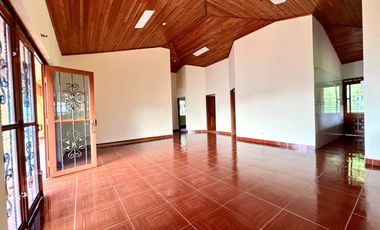 apartamento en arriendo en centro sector la gloria. Cod A9763517