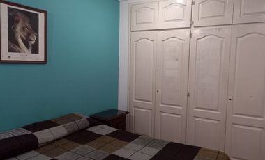 Importante Casa de bonito estilo, ubicada en Alzaga 1390 Temperley