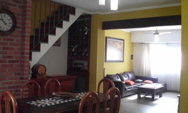 VENTA - TAPIALES - CASA 5 AMB - COD 580