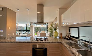 casa en venta en cajicá - vía zipaquirá. Cod V5584